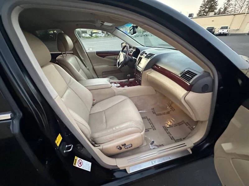 2008 Lexus LS 4th Gen - Image 9 of 20