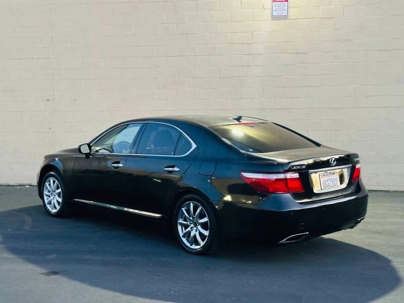 2008 Lexus LS 4th Gen - Image 8 of 20