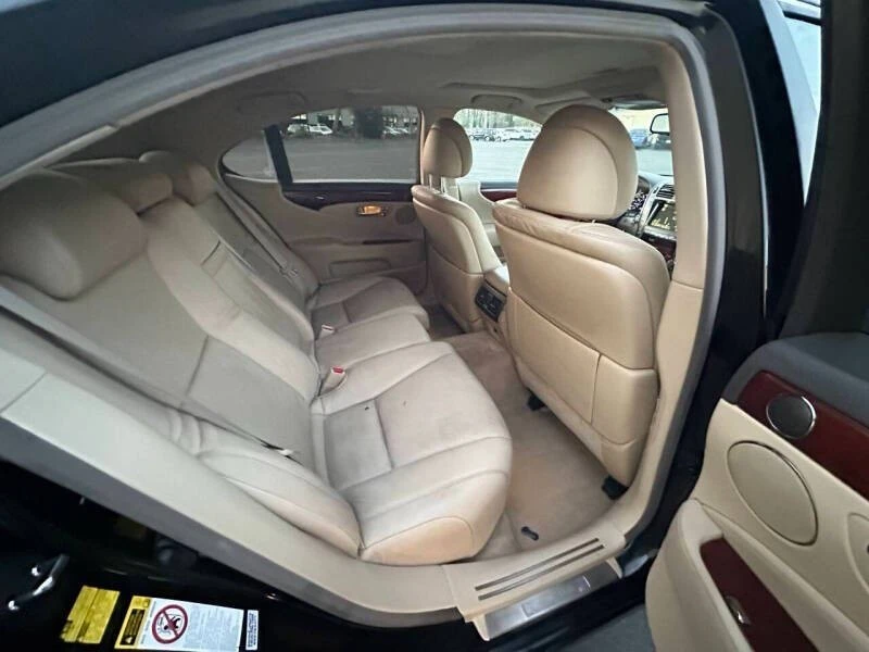2008 Lexus LS 4th Gen - Image 13 of 20