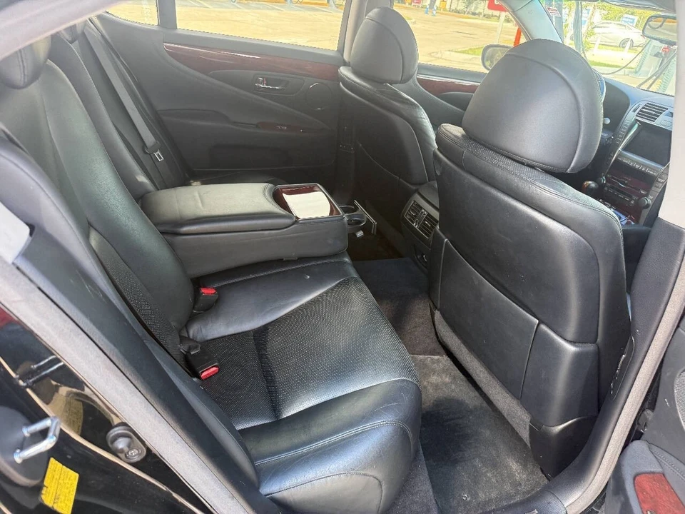 2008 Lexus LS 4th Gen - Image 13 of 31