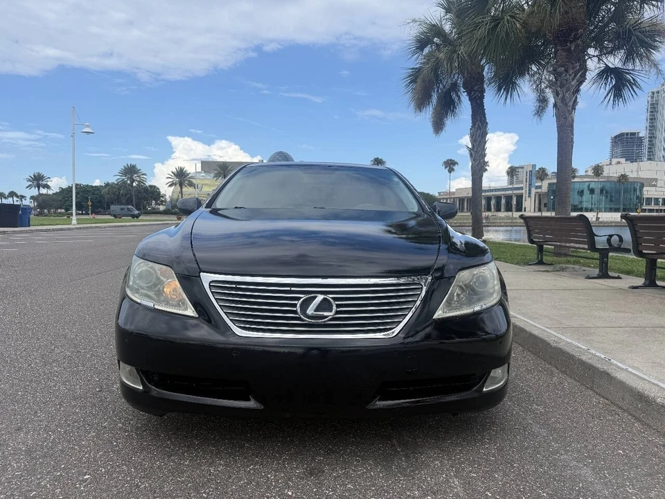 2008 Lexus LS 4th Gen - Image 4 of 31