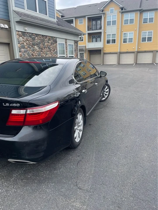 2008 Lexus LS 4th Gen - Image 4 of 10