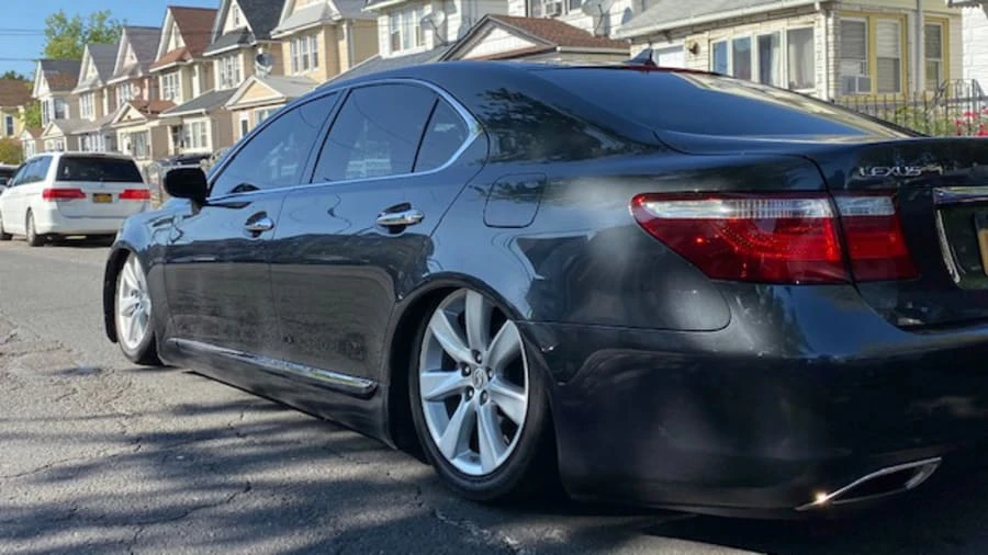 2008 Lexus LS 4th Gen - Image 12 of 17
