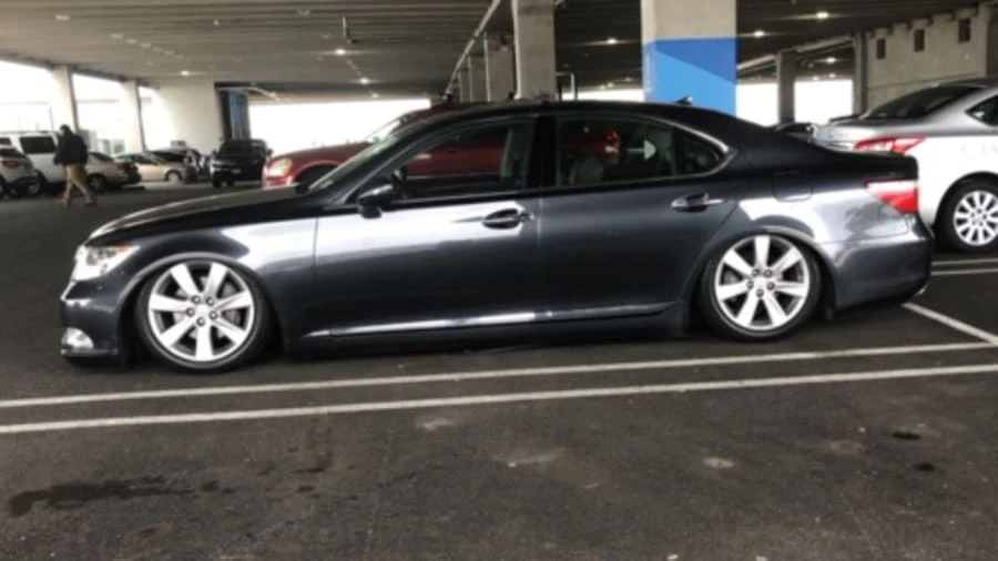 2008 Lexus LS 4th Gen - Image 13 of 17