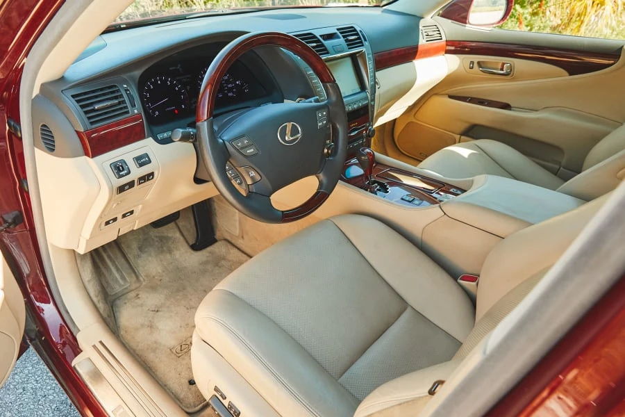 2008 Lexus LS 4th Gen - Image 4 of 15