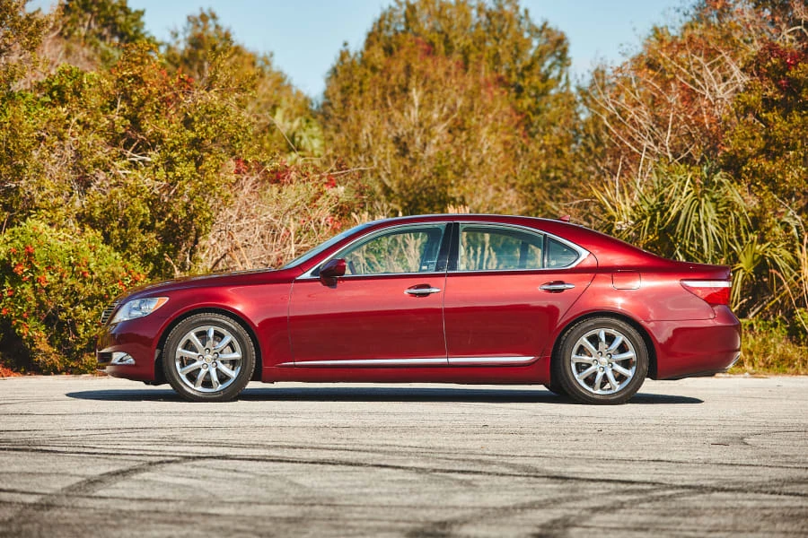 2008 Lexus LS 4th Gen - Image 2 of 15
