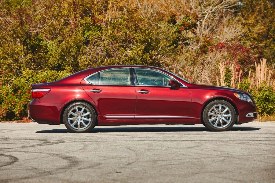 2008 Lexus LS 4th Gen - Image 13 of 15