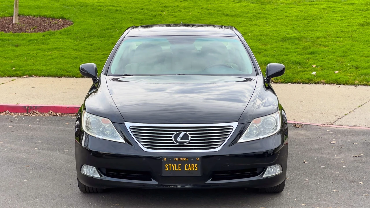 2008 Lexus LS 4th Gen - Image 27 of 31