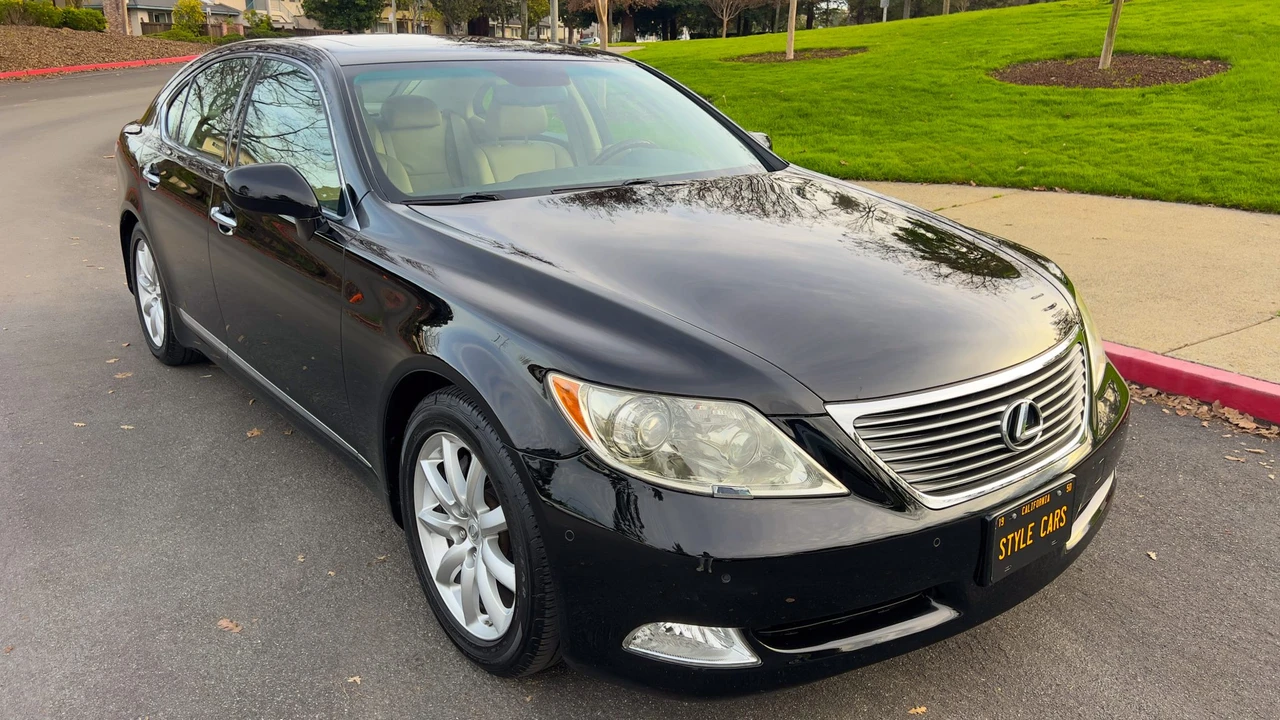 2008 Lexus LS 4th Gen - Image 22 of 31