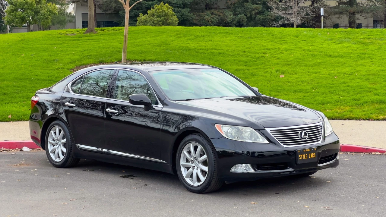 2008 Lexus LS 4th Gen - Image 20 of 31
