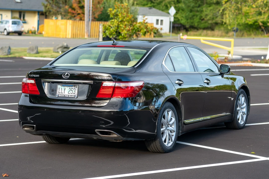 2008 Lexus LS 4th Gen - Image 15 of 31