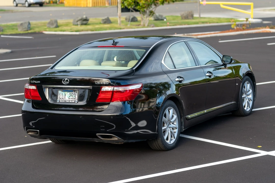 2008 Lexus LS 4th Gen - Image 17 of 31