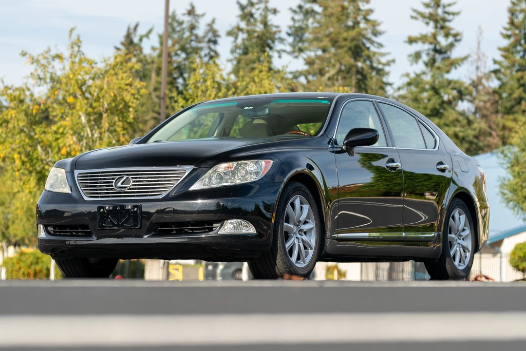2008 Lexus LS 4th Gen - Image 3 of 31
