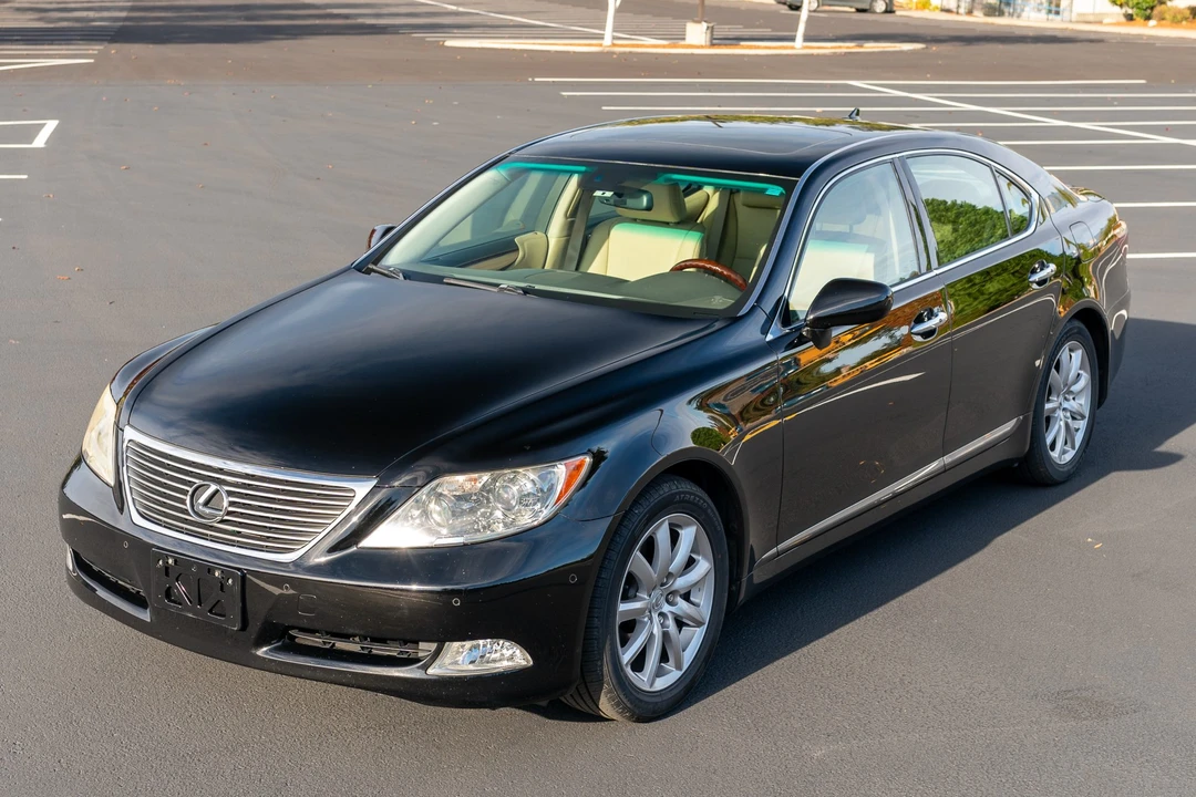 2008 Lexus LS 4th Gen - Image 6 of 31