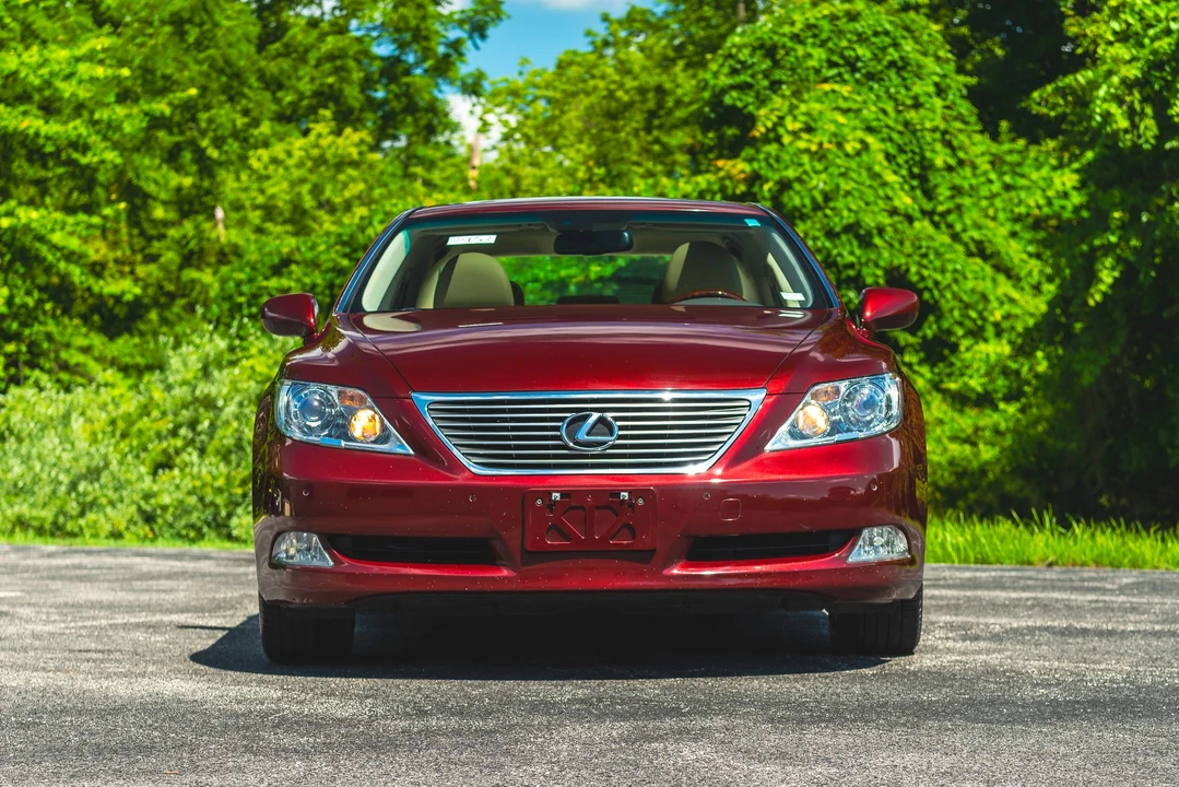 2008 Lexus LS 4th Gen - Image 12 of 31