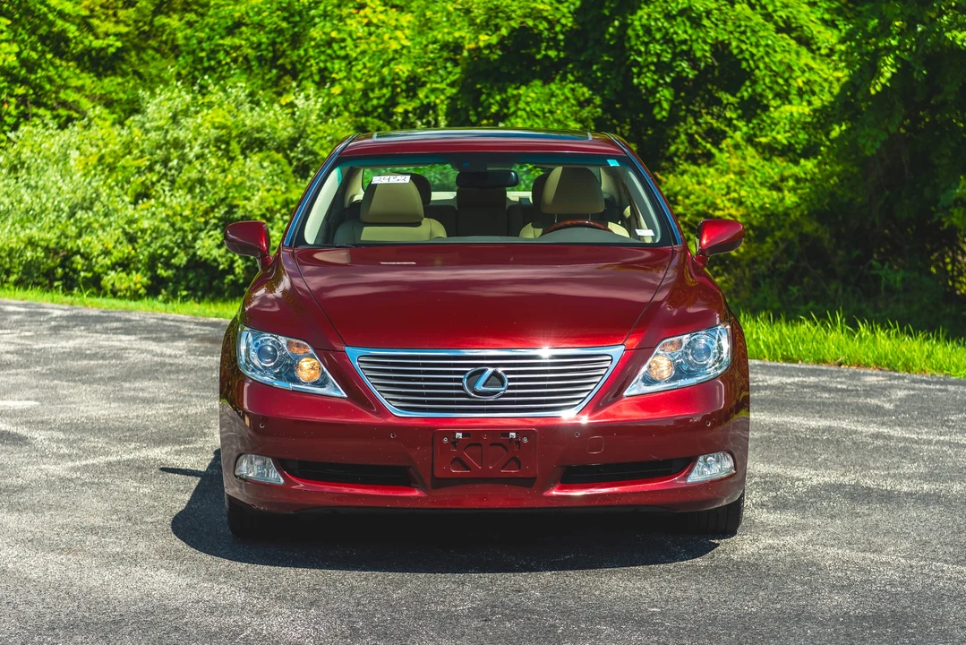 2008 Lexus LS 4th Gen - Image 11 of 31
