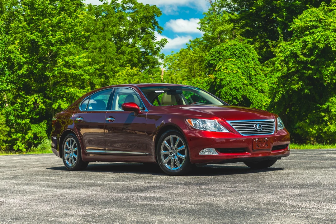 2008 Lexus LS 4th Gen - Image 18 of 31