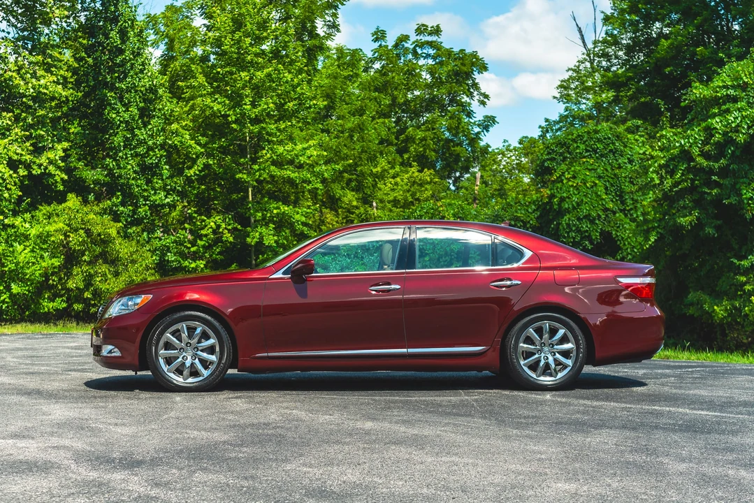 2008 Lexus LS 4th Gen - Image 29 of 31