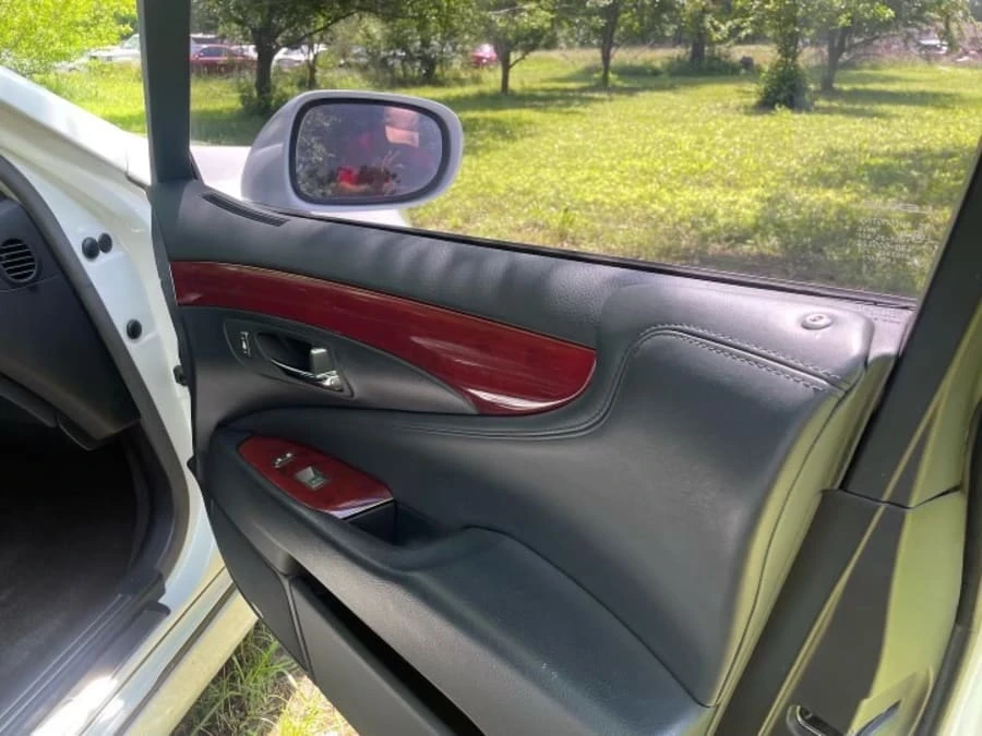 2008 Lexus LS 4th Gen - Image 5 of 5