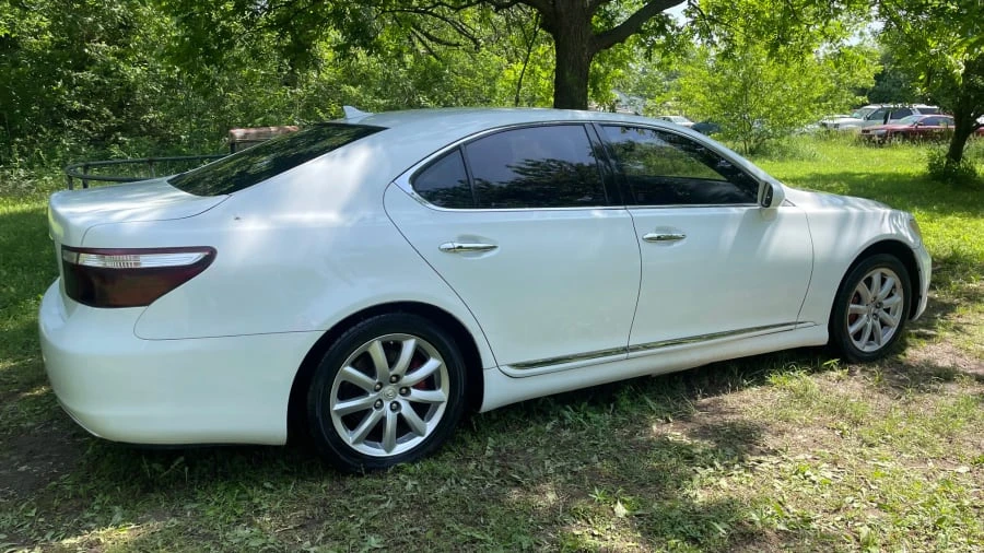 2008 Lexus LS 4th Gen - Image 2 of 5