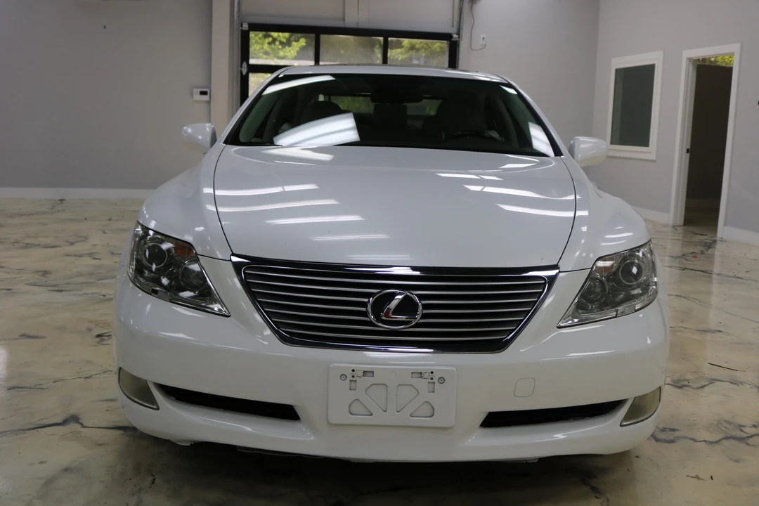 2008 Lexus LS 4th Gen - Image 3 of 31