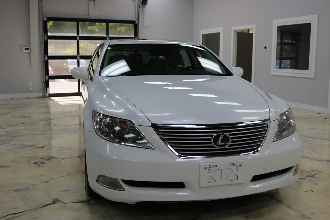 2008 Lexus LS 4th Gen - Image 10 of 31