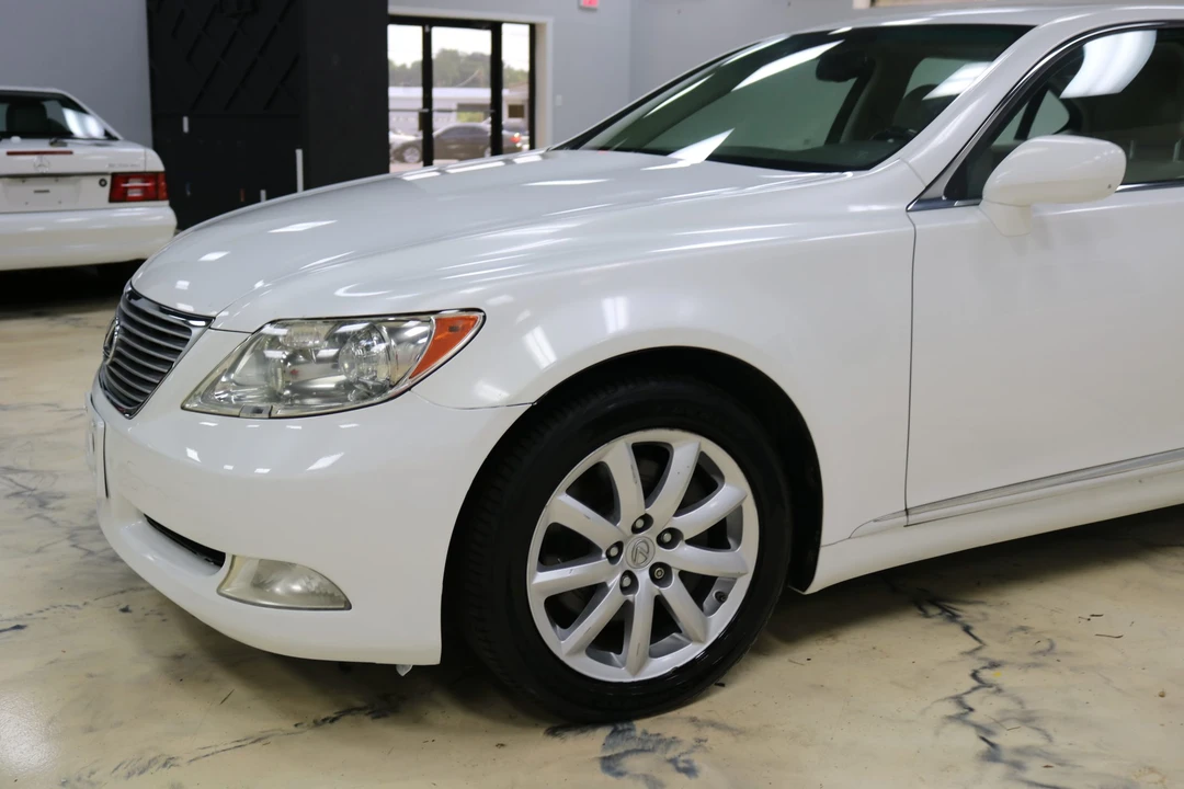 2008 Lexus LS 4th Gen - Image 12 of 31