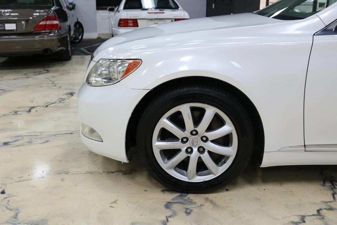2008 Lexus LS 4th Gen - Image 26 of 31