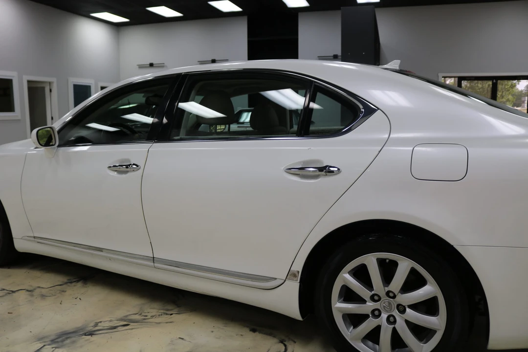 2008 Lexus LS 4th Gen - Image 15 of 31