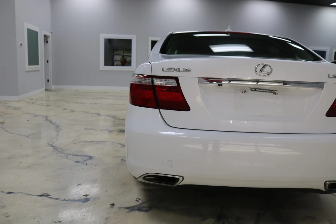 2008 Lexus LS 4th Gen - Image 17 of 31