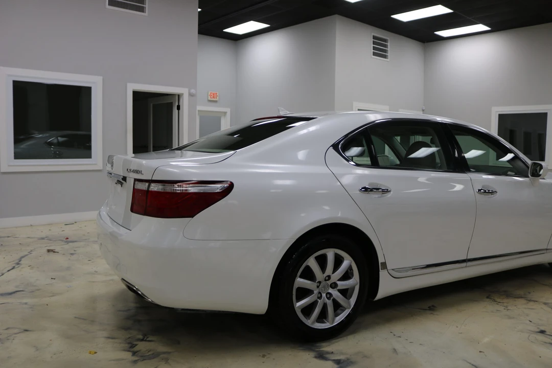 2008 Lexus LS 4th Gen - Image 19 of 31