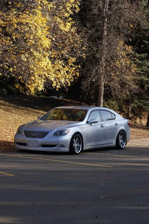 2008 Lexus LS 4th Gen - Image 2 of 11