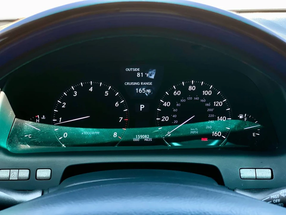 2008 Lexus LS 4th Gen - Image 13 of 17