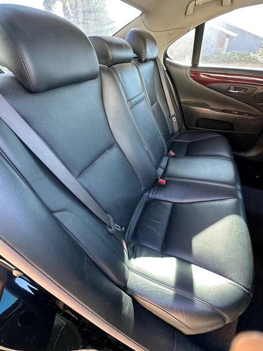 2008 Lexus LS 4th Gen - Image 5 of 12