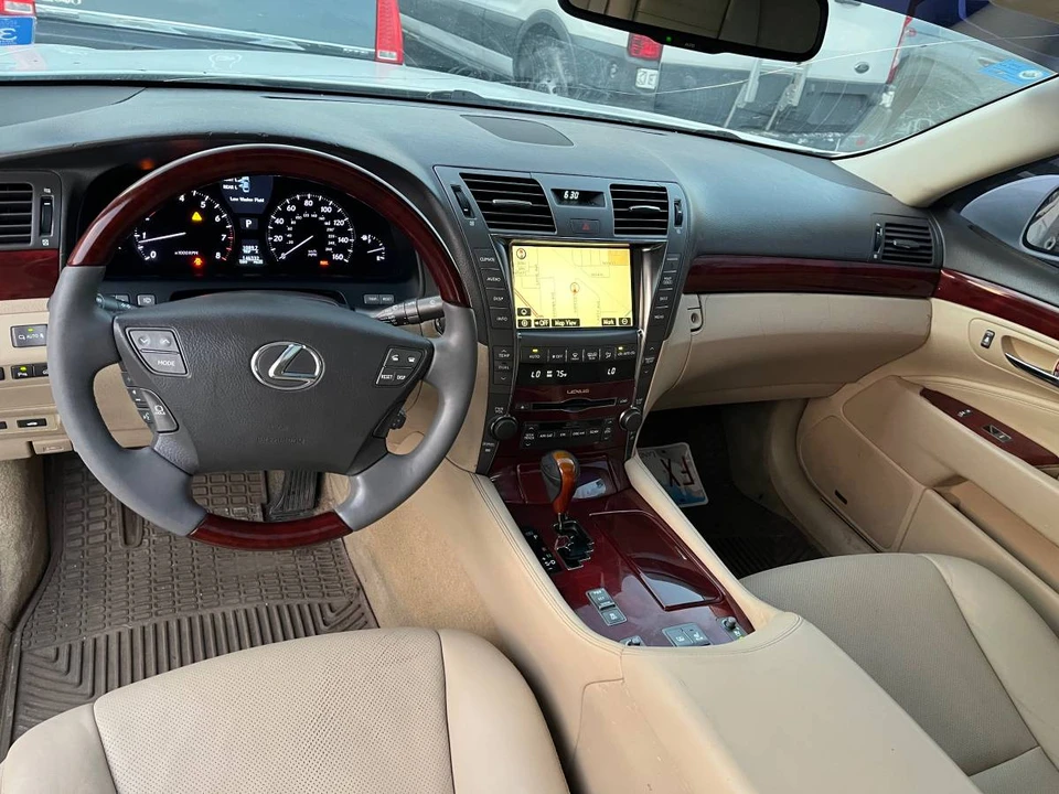 2008 Lexus LS 4th Gen - Image 14 of 22