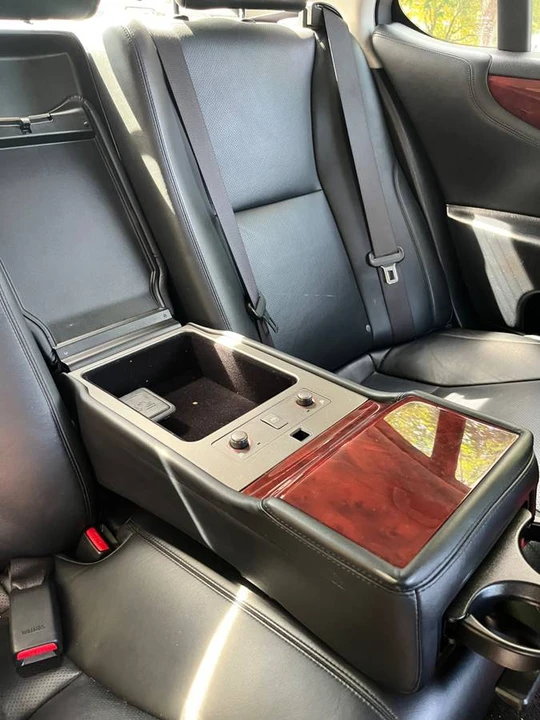 2008 Lexus LS 4th Gen - Image 7 of 7
