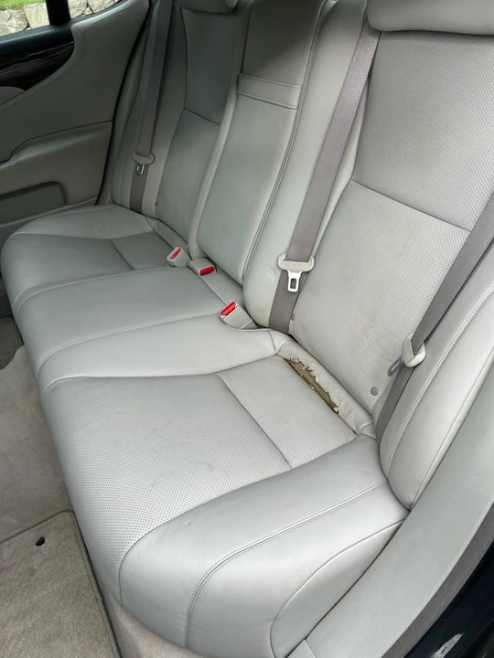 2008 Lexus LS 4th Gen - Image 11 of 21