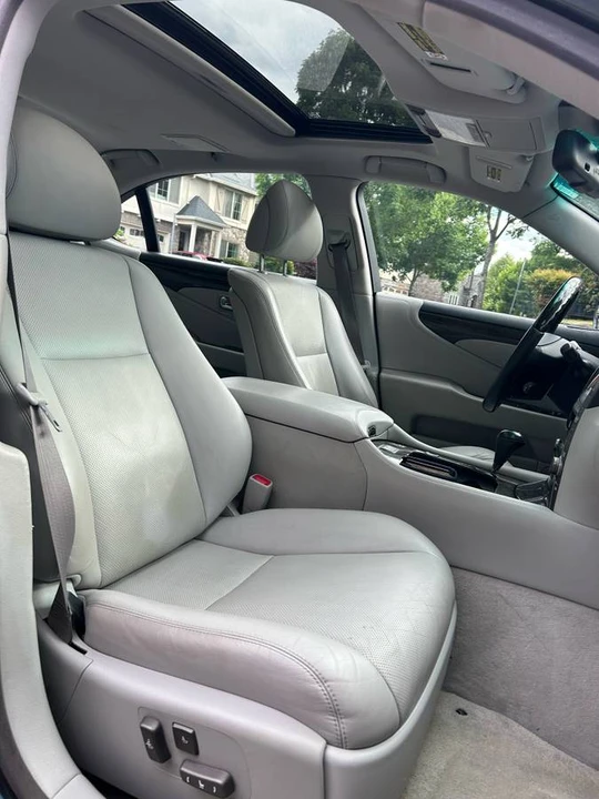 2008 Lexus LS 4th Gen - Image 13 of 21