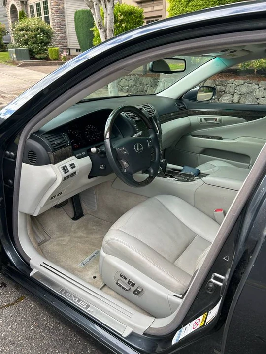 2008 Lexus LS 4th Gen - Image 6 of 21