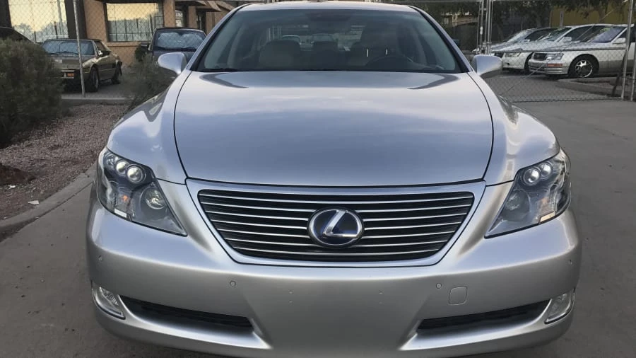 2008 Lexus LS 4th Gen - Image 9 of 13
