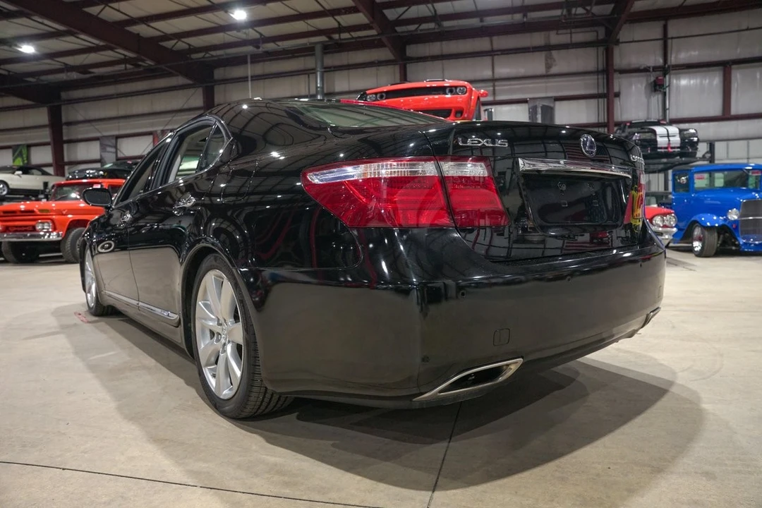 2008 Lexus LS 4th Gen - Image 6 of 12