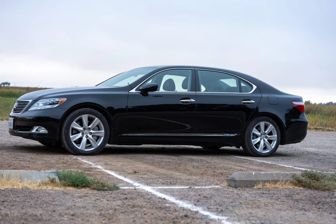 2008 Lexus LS 4th Gen - Image 22 of 31
