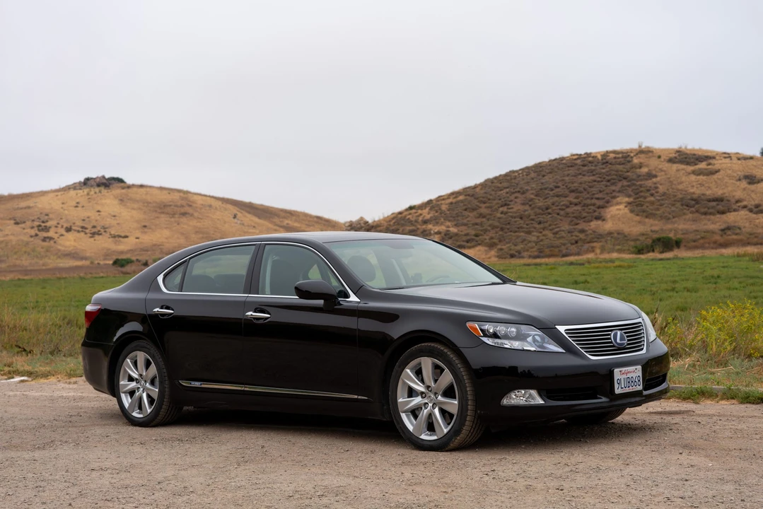 2008 Lexus LS 4th Gen - Image 4 of 31
