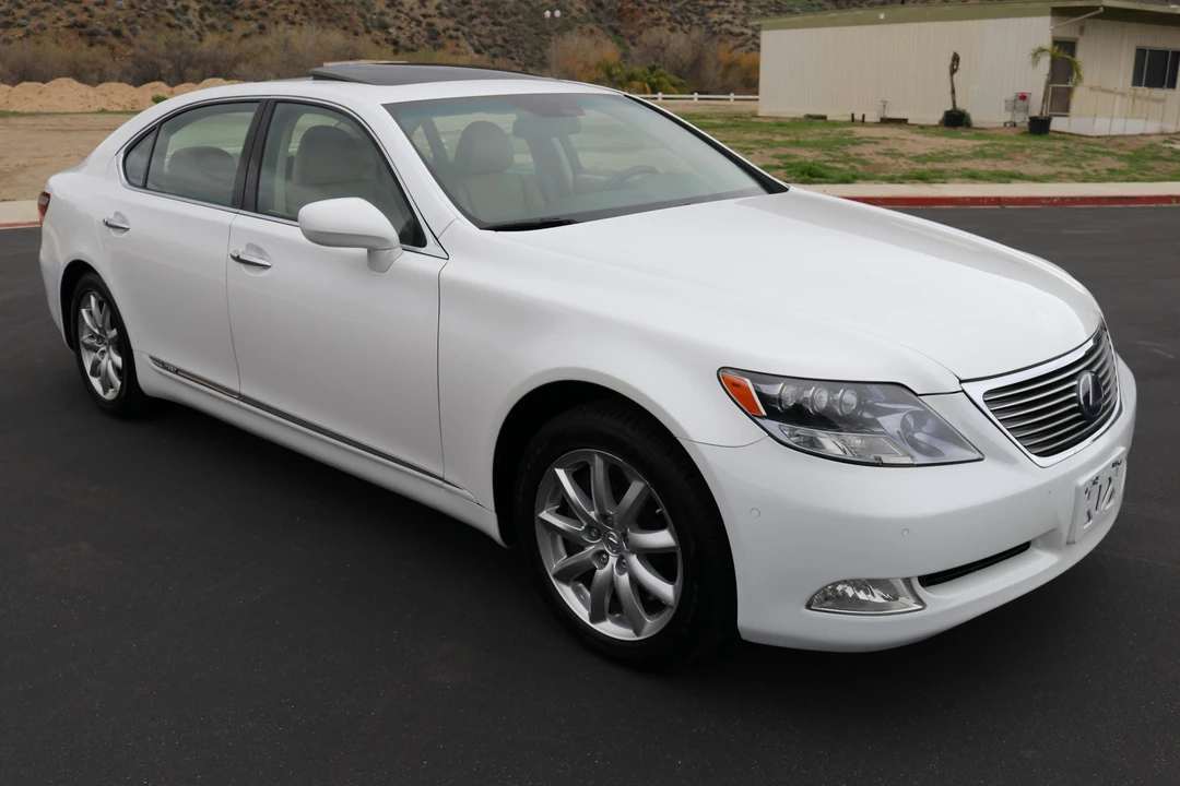 2008 Lexus LS 4th Gen - Image 23 of 31