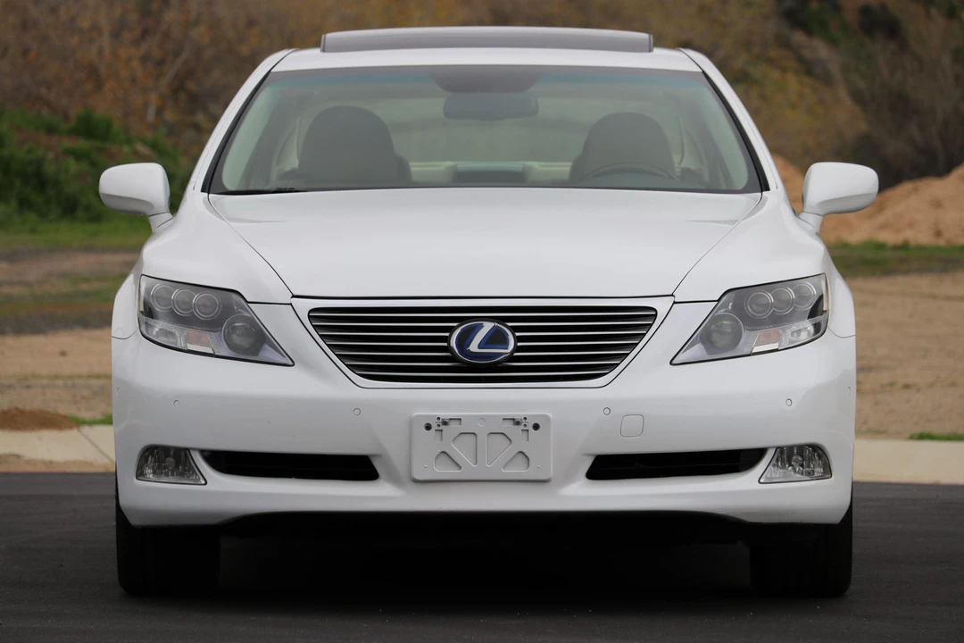 2008 Lexus LS 4th Gen - Image 26 of 31
