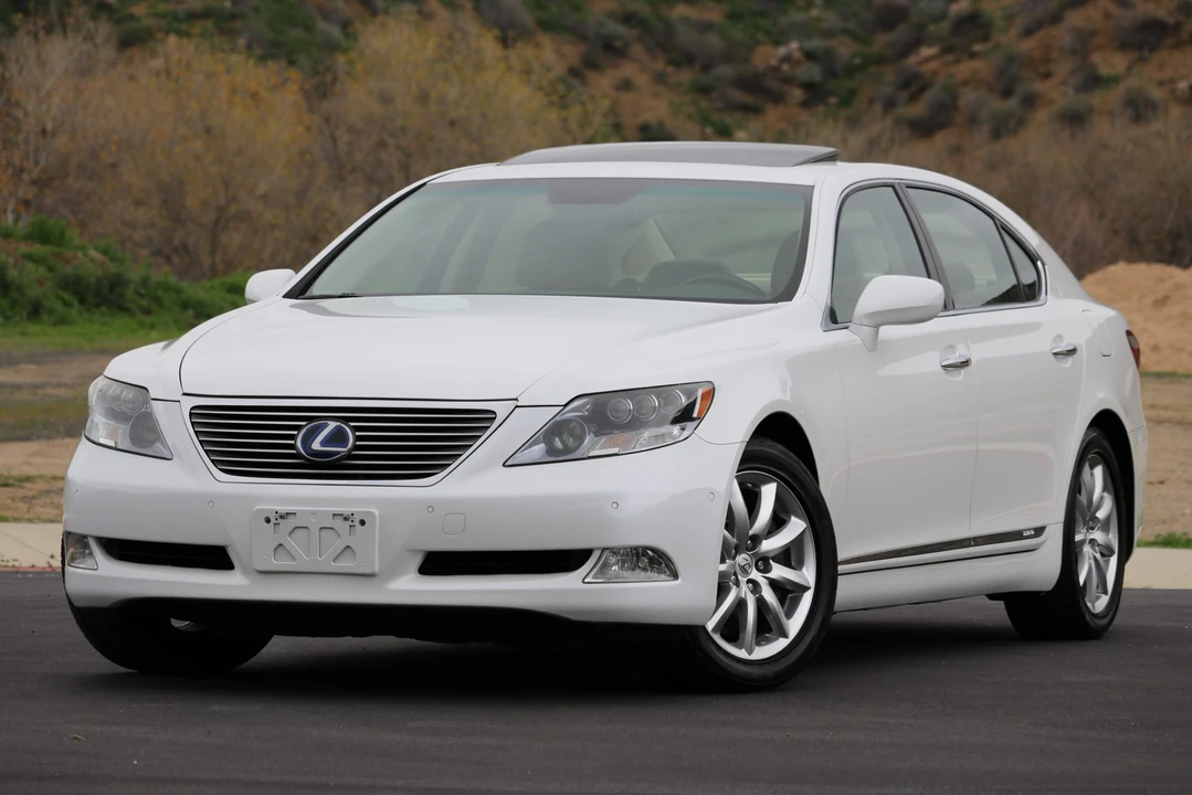 2008 Lexus LS 4th Gen - Image 5 of 31