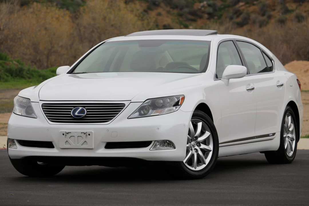 2008 Lexus LS 4th Gen - Image 7 of 31