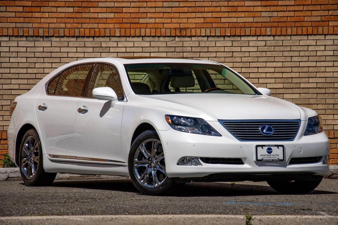 2008 Lexus LS 4th Gen - Image 17 of 31