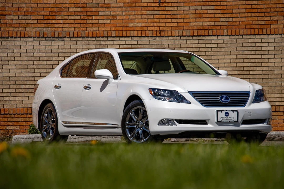 2008 Lexus LS 4th Gen - Image 19 of 31