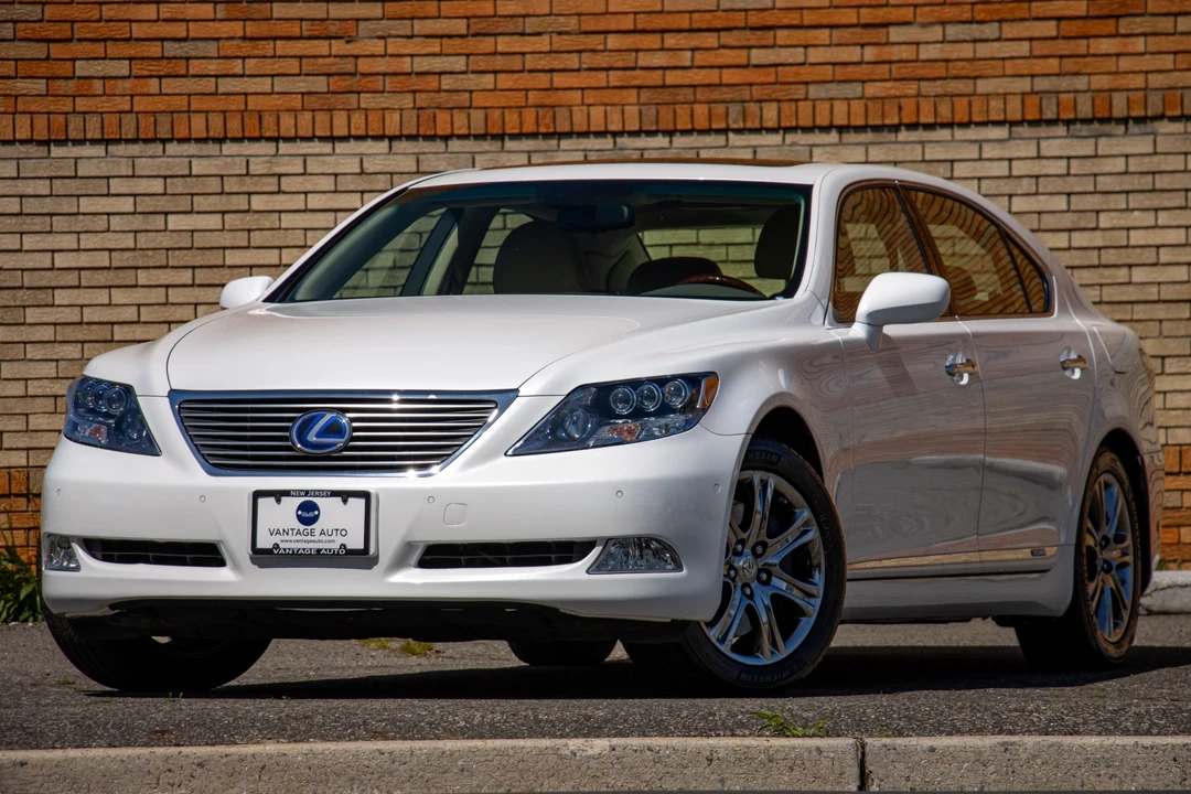 2008 Lexus LS 4th Gen - Image 3 of 31